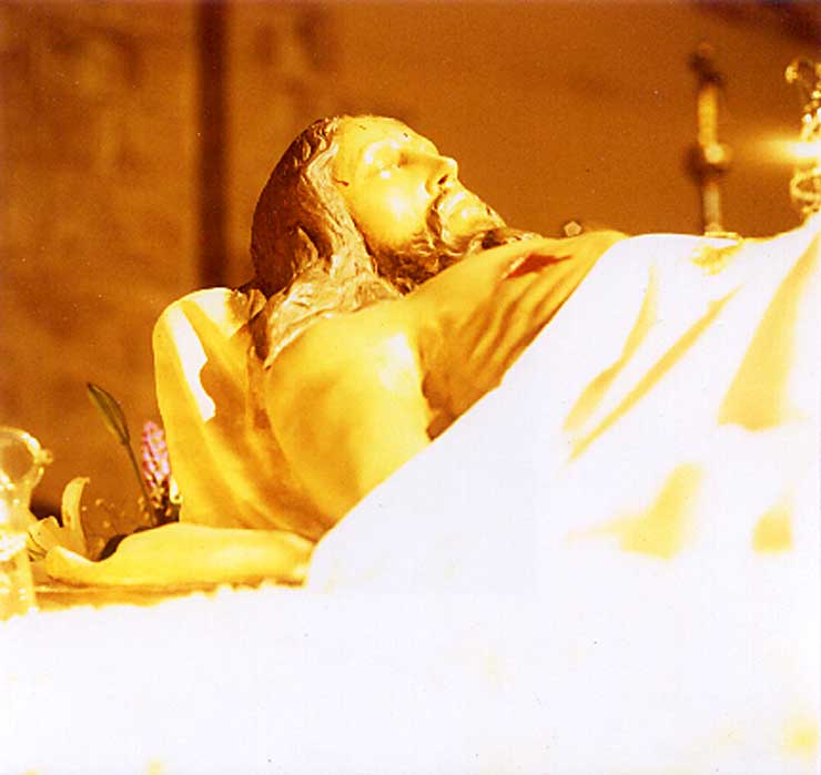 Cristo Yacente