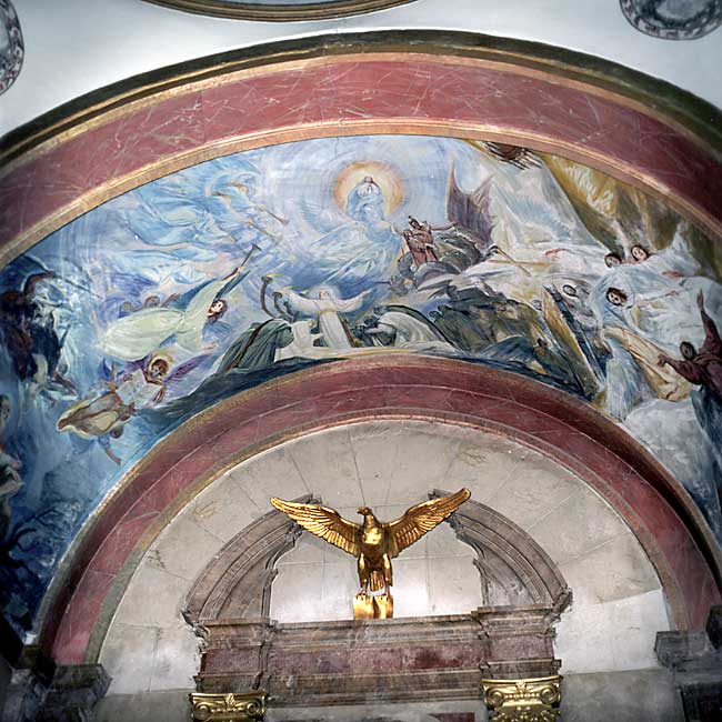 Fresco sobre el altar