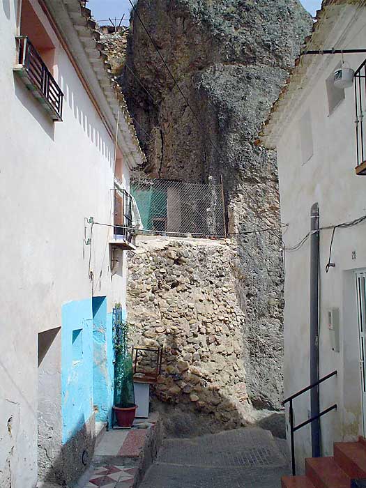 Pie de la Peña Negra, en la C/ del Castillo